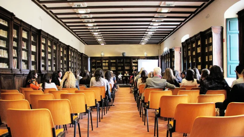 Studia podyplomowe z zarządzania oświatą dla nauczycieli